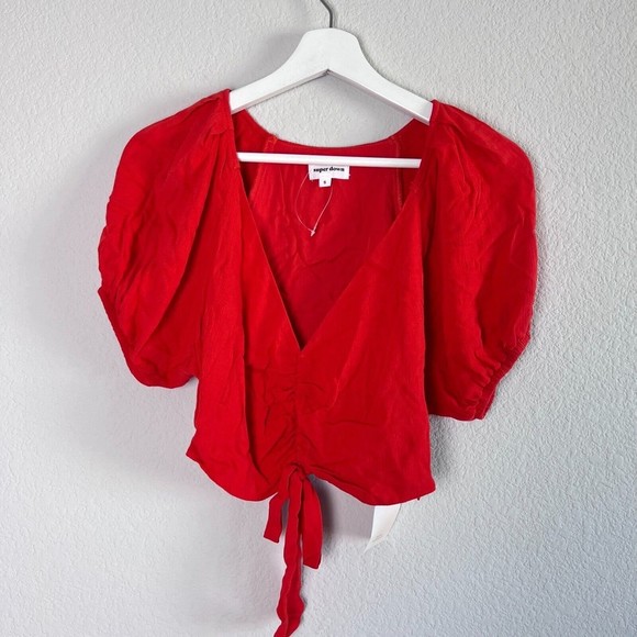 NEW Superdown Revolve Top Women's Size Small Red Puff Sleeve Deep V Neck - Picture 1 of 10